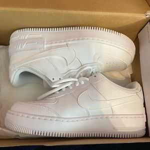 White AF1 Shadow